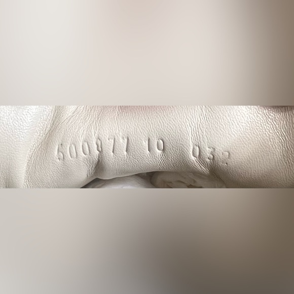 Gucci Sneakers - Picture 7 of 7